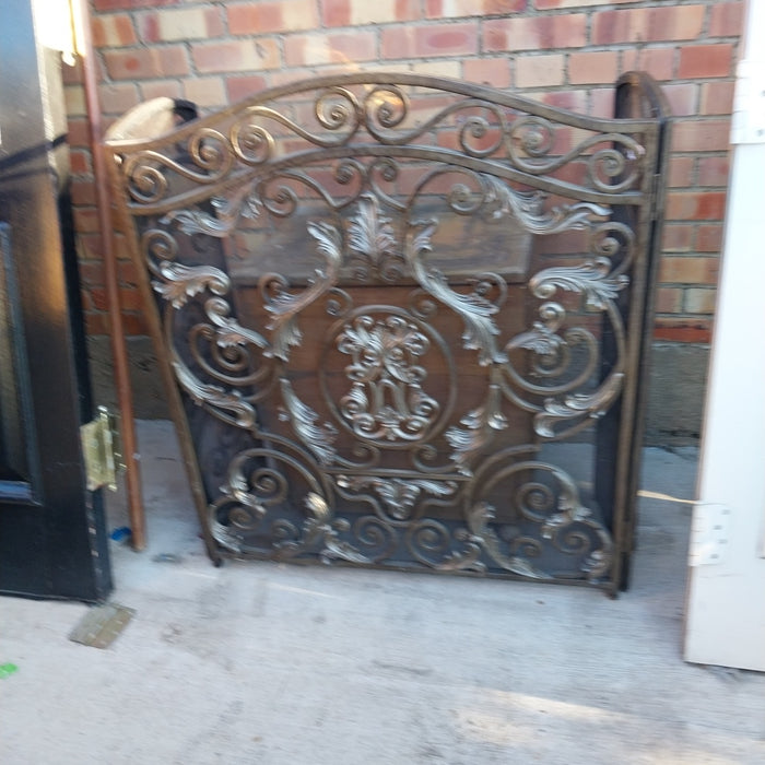 CAST IRON FIRE SCREEN