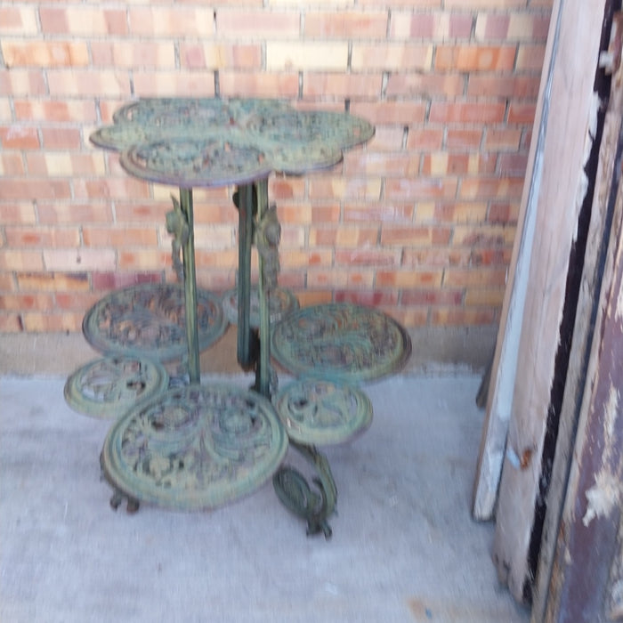 HEAVY FANCY GREEN IRON PLANT STAND
