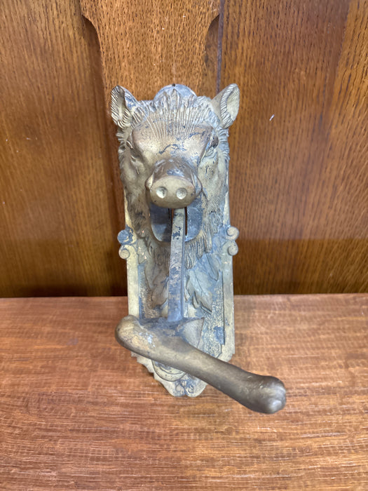 19TH CENTURY BRASS BOAR HEAD BELL RINGER
