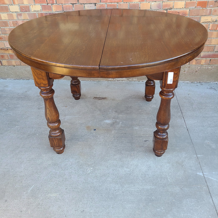 RUSTIC DARK OAK ROUND TABLE