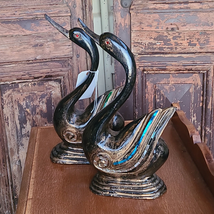 PAIR OF FLORENTINE SWANS WITH GLASS INLAY