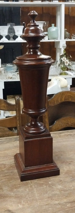 LARGE WOOD FINIAL ON BASE