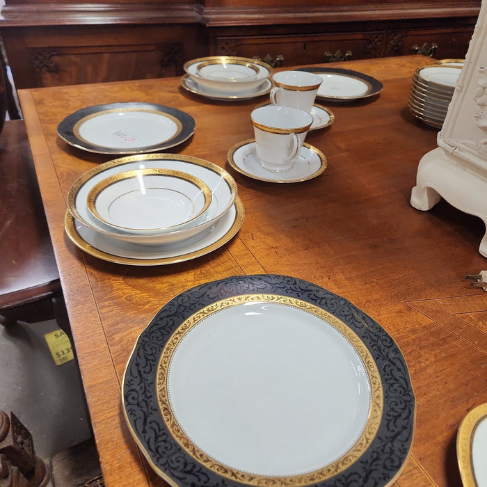 SET OF NORITAKE REGENT CHINA-GOLD TRIM