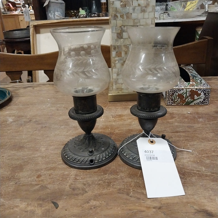 PAIR OF SILVER COLOR HURRICANE LAMPS