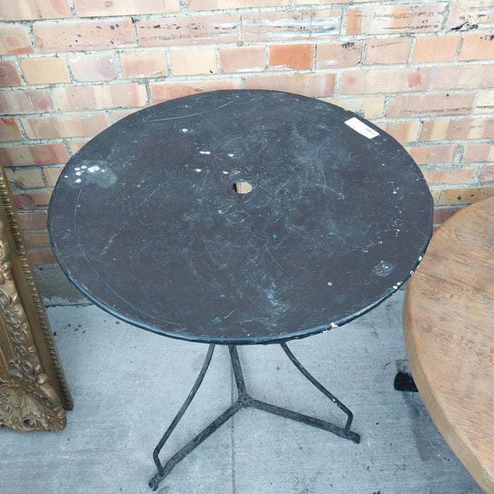 ROUND BLACK IRON PUB TABLE