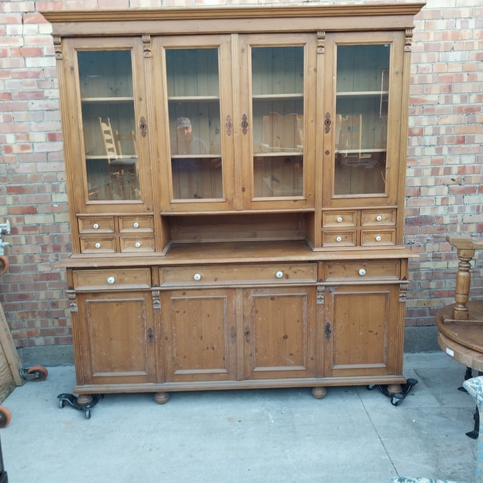 PINE HUGE BOOK CASE WITH PORCELAIN KNOBS