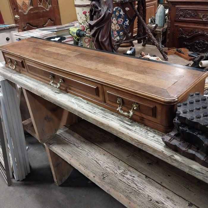 WALNUT PLATFORM WITH 3 DRAWERS