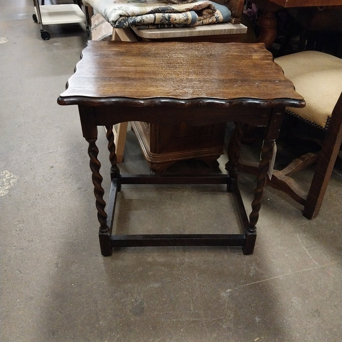 OAK BARLEY TWIST SIDE TABLE