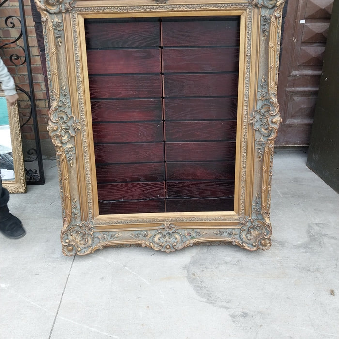 ORNATE COMPOSITION FRAME