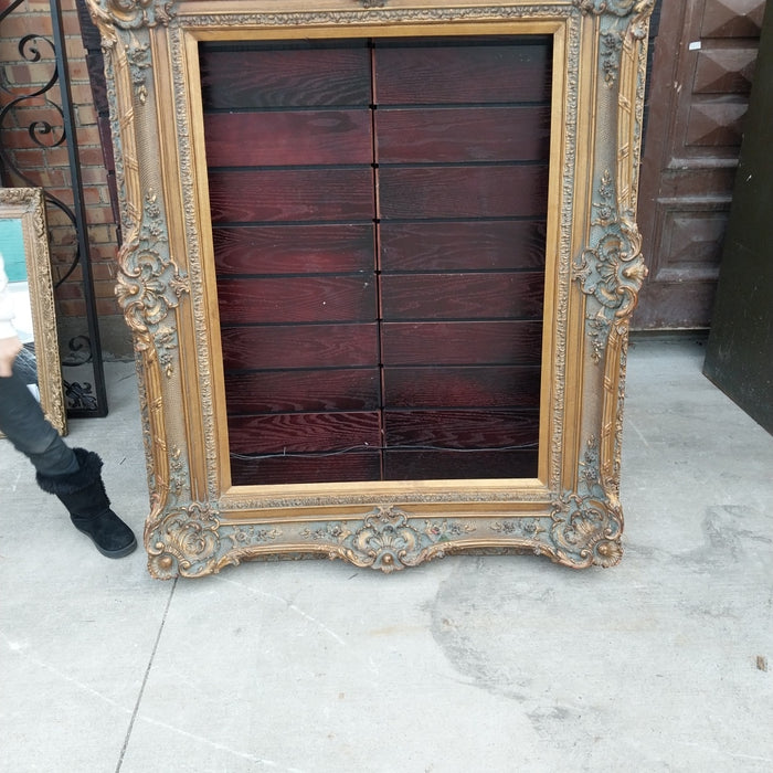 ORNATE COMPOSITION FRAME