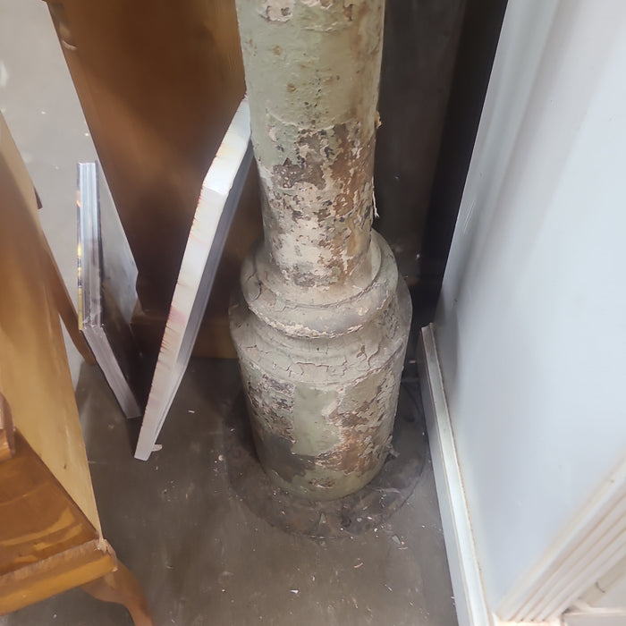 TALL ANTIQUE IRON STREET LIGHT POLE