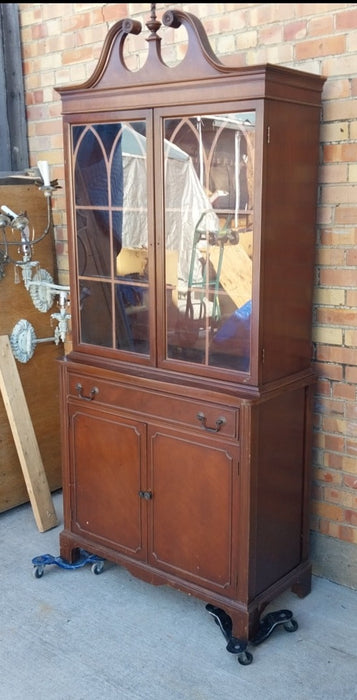 SMALL DUNCAN PHYFE MAHOGANY CHINA CABINET