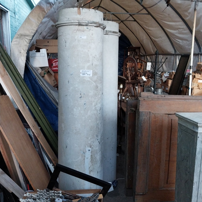 PAIR OF LARGE 19TH CENTURY WHITE DORIC COLUMNS