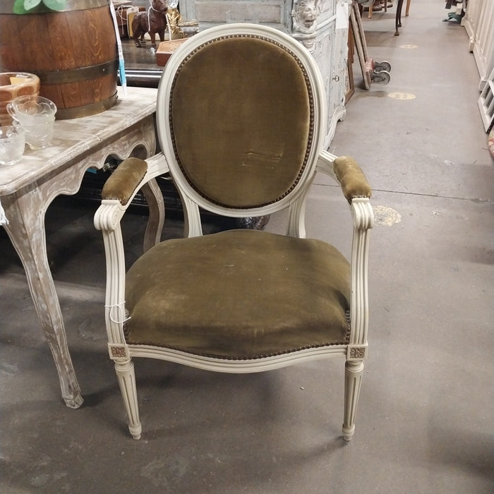 WHITE LOUIS XVI FAUTEUIL