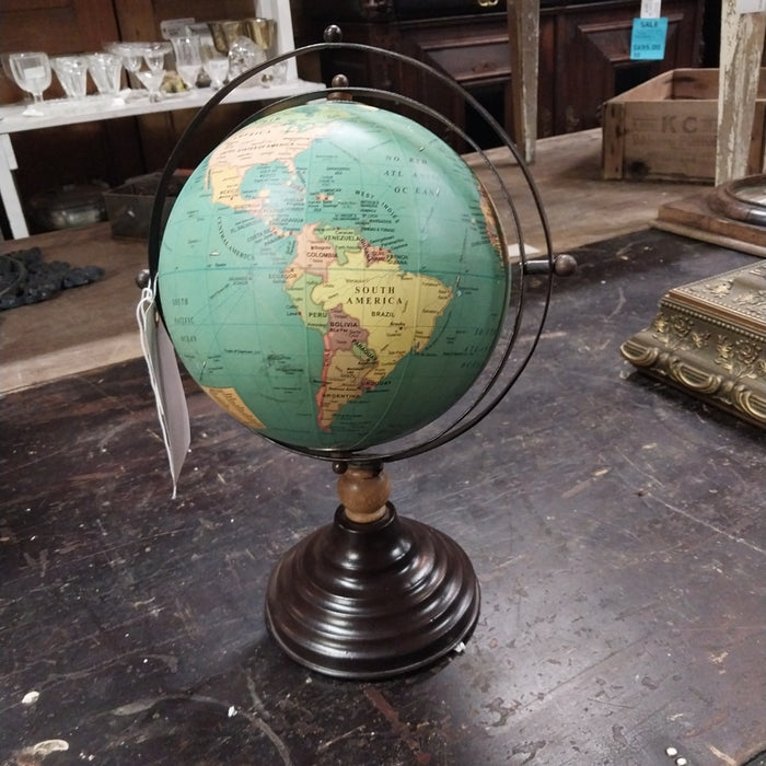 SMALL GLOBE- NOT OLD