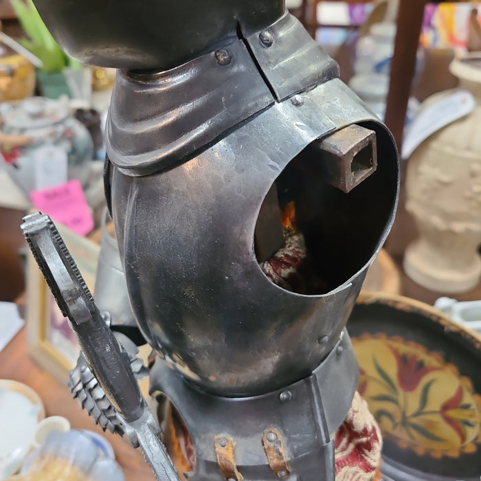 KNIGHT IN SUIT OF ARMOR ARM NEEDS STRING