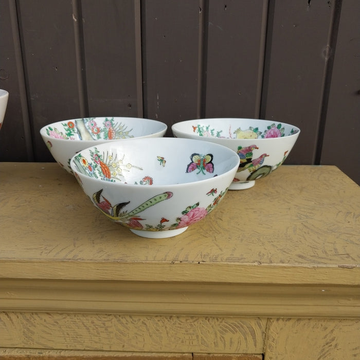 SET OF 3 JAPANESES RICE BOWLS WITH PEACOCKS