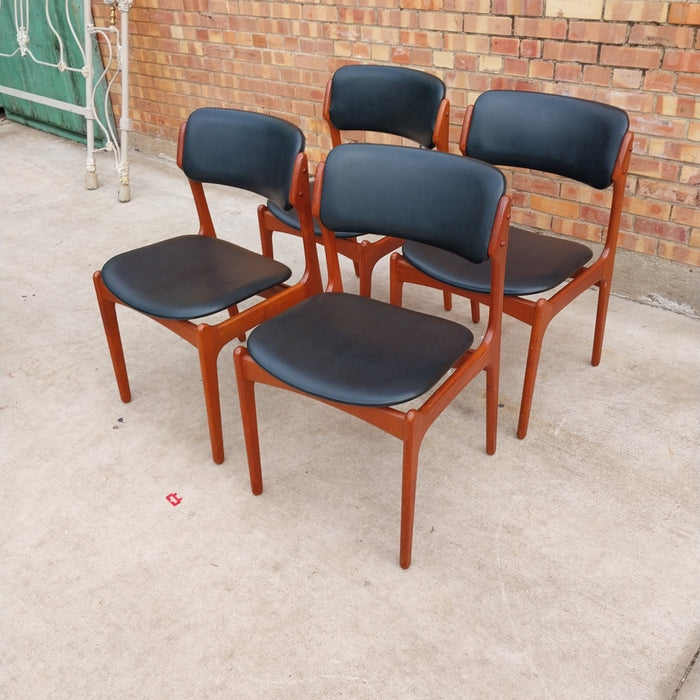 SET OF FOUR MID CENTURY TEAK DINING CHAIRS