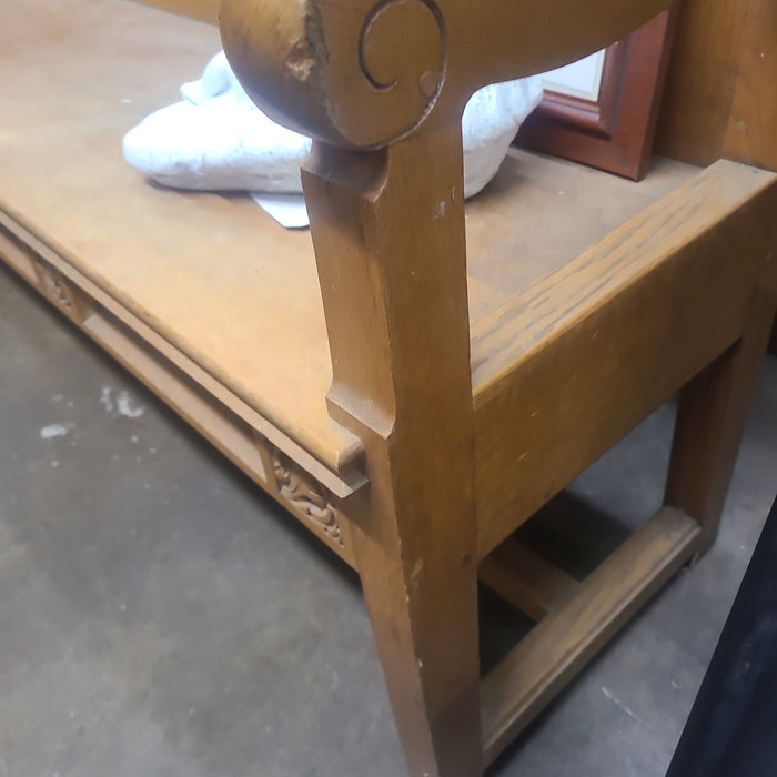 LIGHT OAK PEW