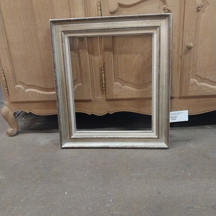 SILVER GILT FRAME WITH WHITE LINEN FILET