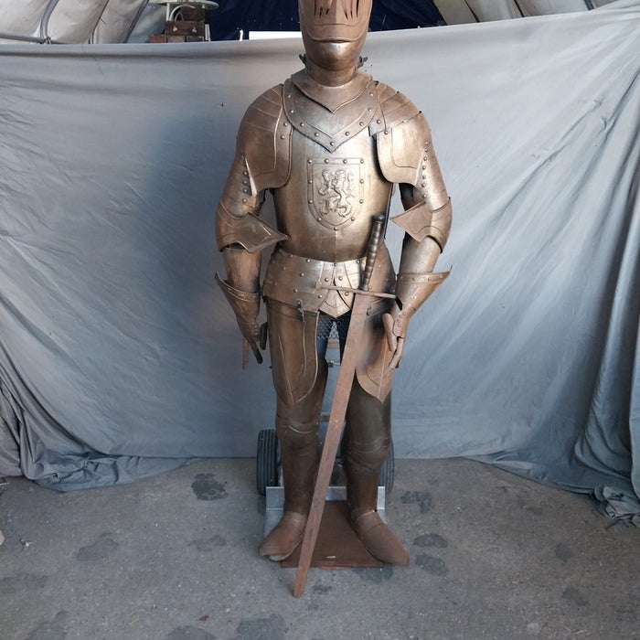 GOLD METAL LIFE SIZE SUIT OF ARMOR