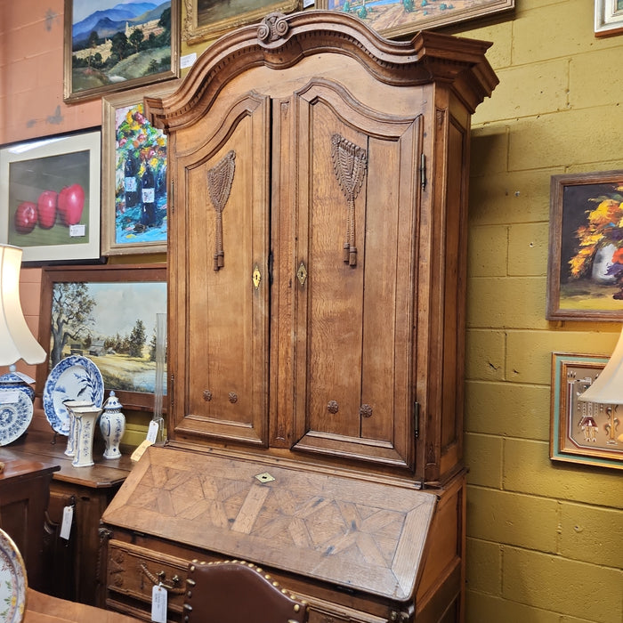 TALL FRENCH CARVED OAK 19TH CENTURY BOOKCASE SECRETARY