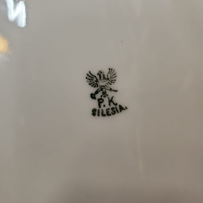 PIERCED EDGE FLORAL PLATE