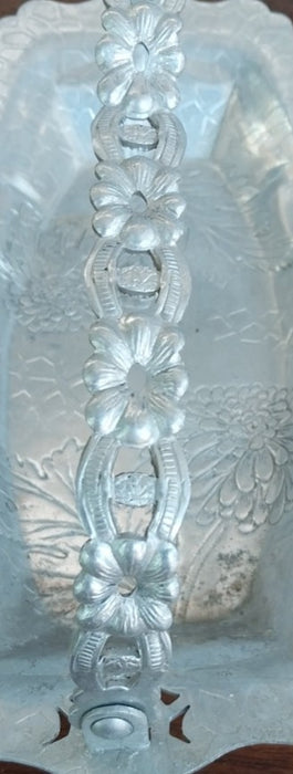 MEDIUM ALUMINUM FLORAL BASKET SERVING DISH