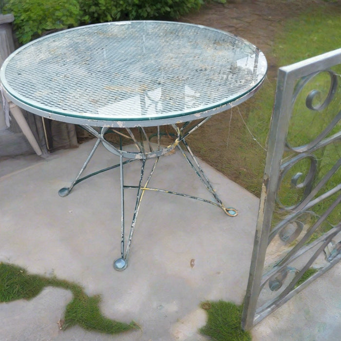 IRON MESH TABLE WITH GLASS TOP