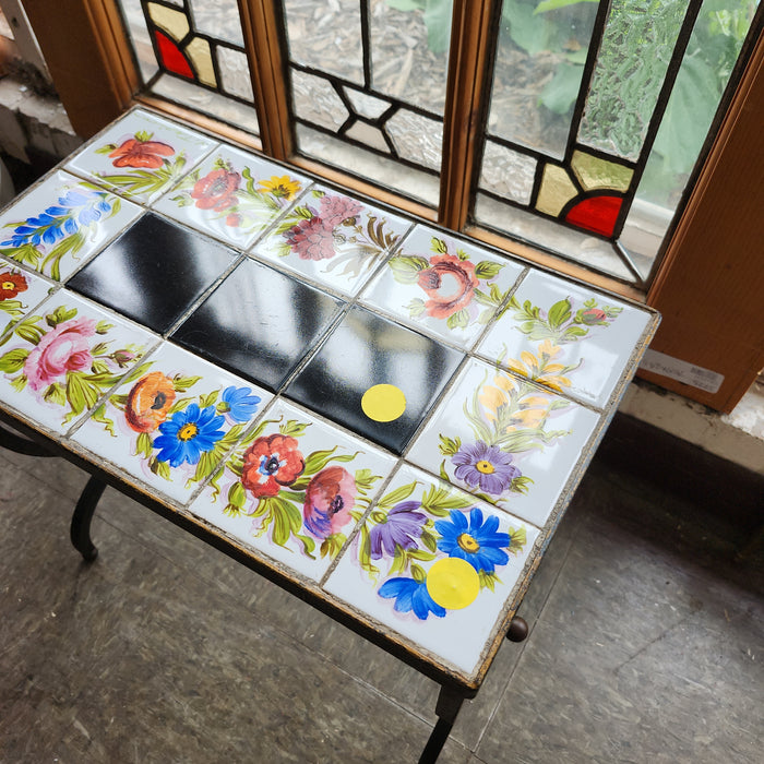 SMALL RECTANGULAR IRON STAND WITH TILE FLORAL TOP