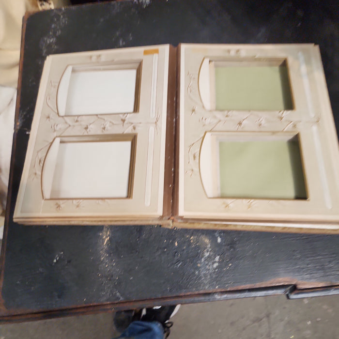 1900'S PHOTO ALBUM WITH GREEN VELVET COVER-AS FOUND