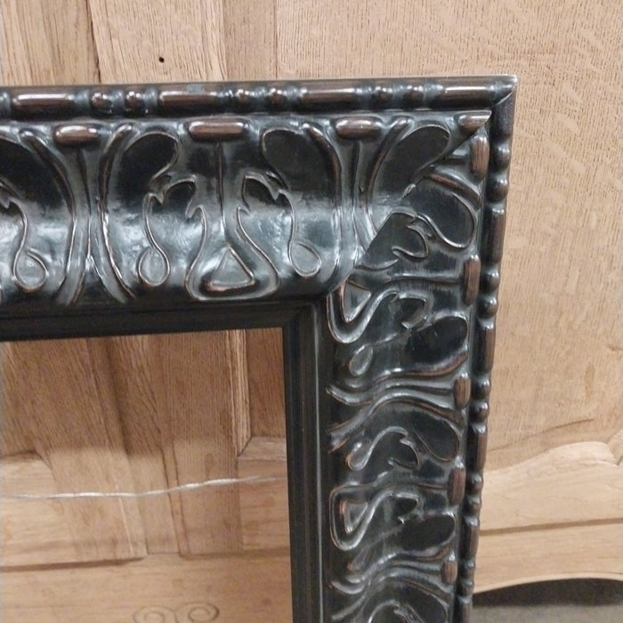 MEDIUM MOLDED FRAME