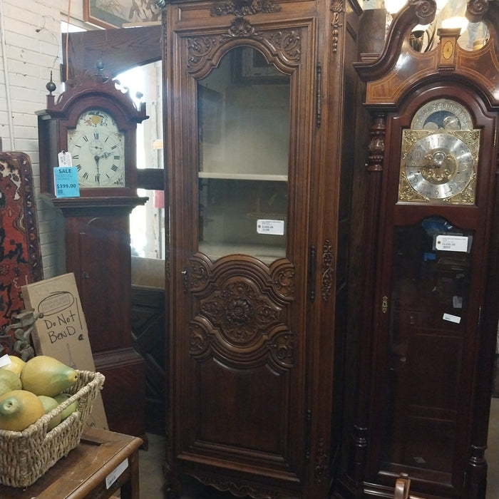 TALL REGENCE GLASS FRONT BONNITIERE