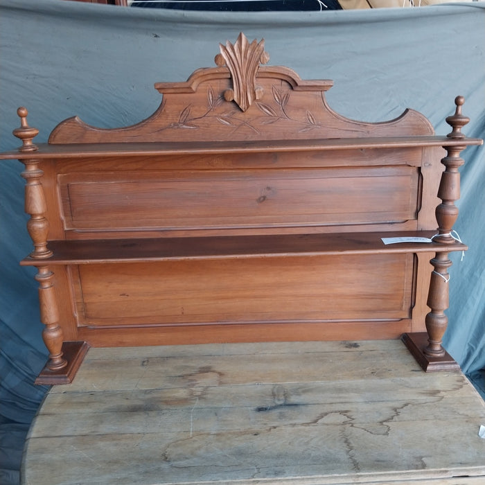 PINE WALL SHELF WITH CROWN