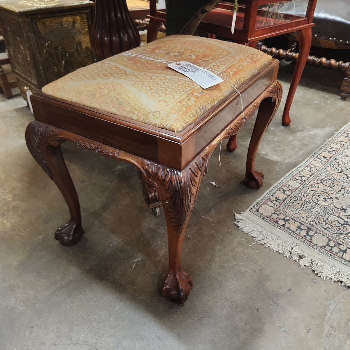 GEORGIAN BALL AND CLAW UPHOLSTERED VANITY BENCH