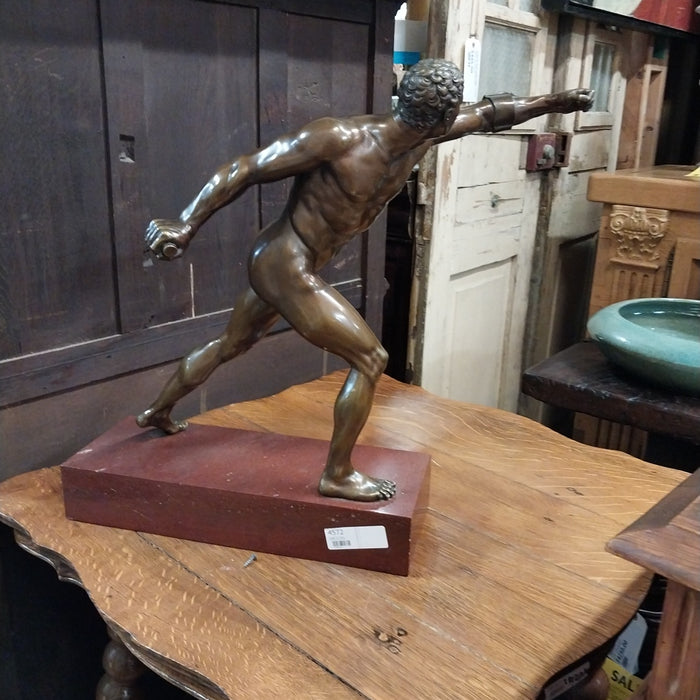 19TH CENTURY BRONZE CASTING OF A BORGHESE GLADIATOR