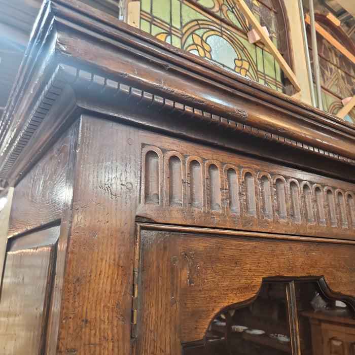 TUDOR DARK OAK BOOKCASE ON CHEST