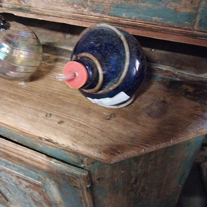 BLUE GLASS HUMMING BIRD FEEDER