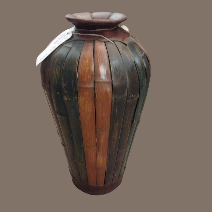 WOOD SLAT VASE