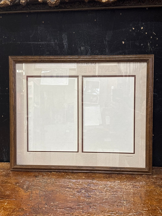VINTAGE BROWN FRAME WITH DOUBLE MATTE