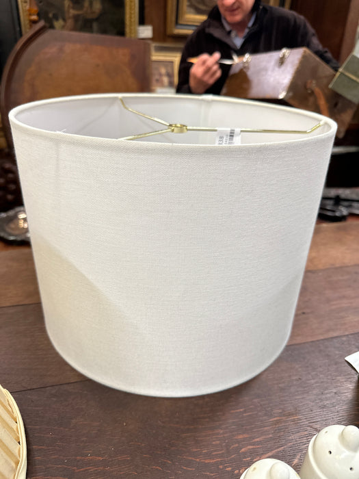 SMALL WHITE CYLINDER LAMP SHADE