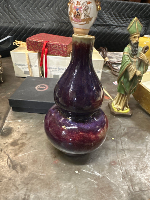 YANG YUZHONG PURPLE POTTERY VASE