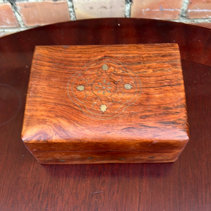 WOOD BOX WITH BRASS INLAY