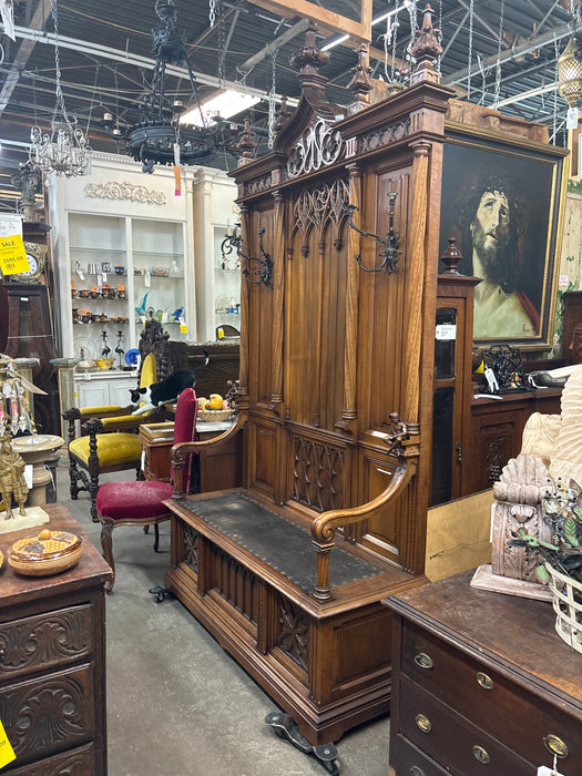 TALL CARVED 19TH CENTURY GOTHIC WALNUT HALL BENCH WITH LIFT SEAT STORAGE