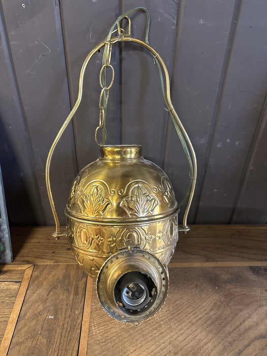 19TH CENTURY HANG BRASS ANGLE LAMP