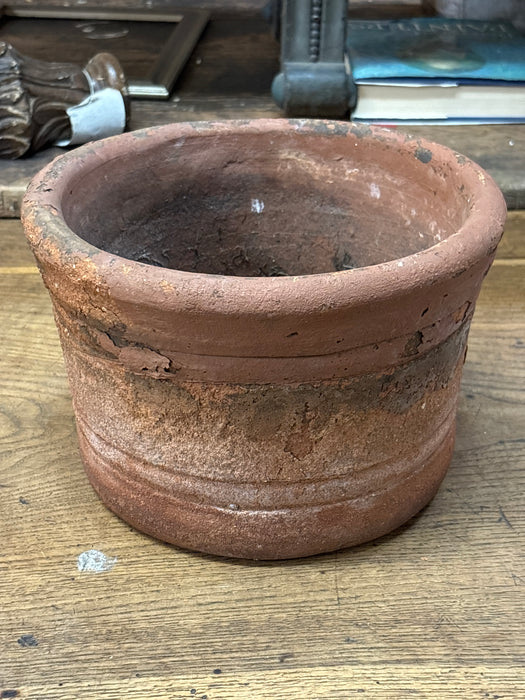 SMALL CYLINDRICAL TERRACOTTA PLANTER