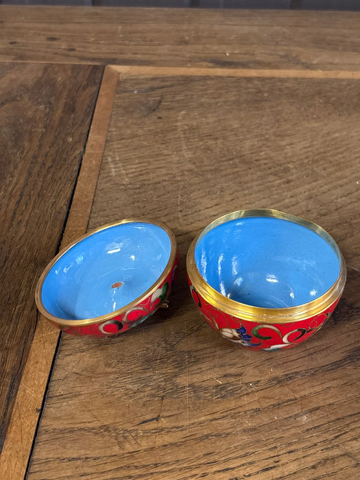 SMALL RED AND BLUE CLOISIONNE APPLE BOX