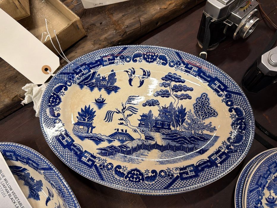BLUE WILLOW OVAL PLATTER