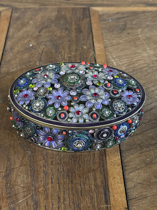 SMALL OVAL PURPLE FLOWER JEWELED BOX
