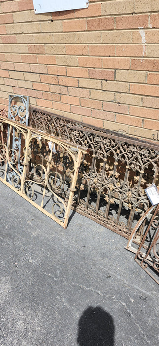 ANTIQUE CAST IRON GOTHIC CHURCH RAILING 2 PCS